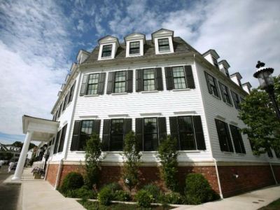 Delamar Hotel 4*